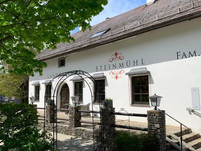 11-Zimmer-Haus kaufen in Amstetten – 1 014 m², € 550.000 – Bild 3 von 24