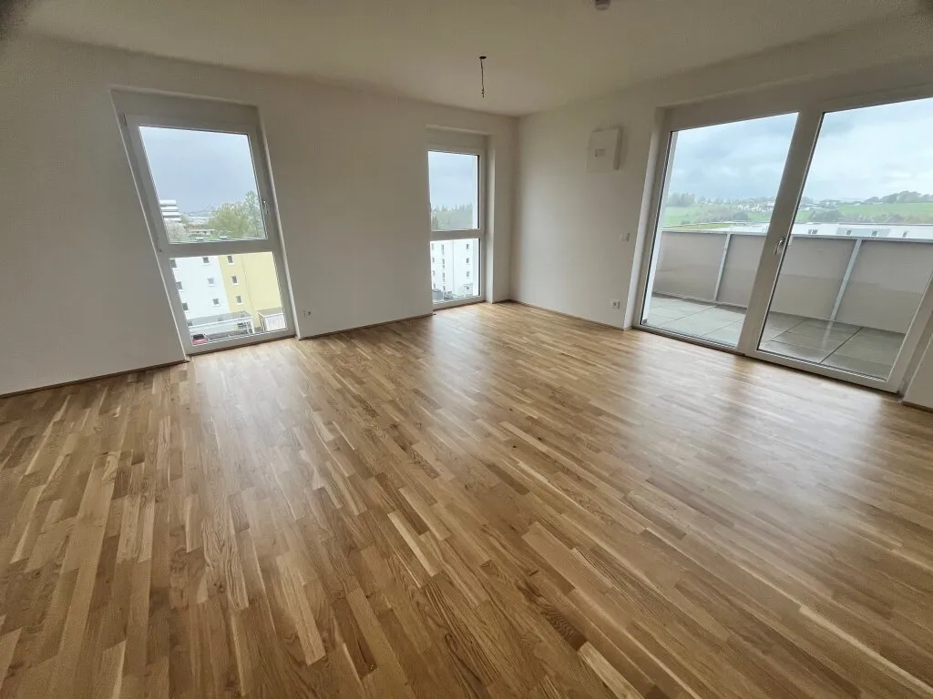 NEUBAU IN HAGENBERG - 3 ZIMMER WOHNUNG MIT BALKON UND TIEFGARAGENSTELLPLATZ - Ansicht 3