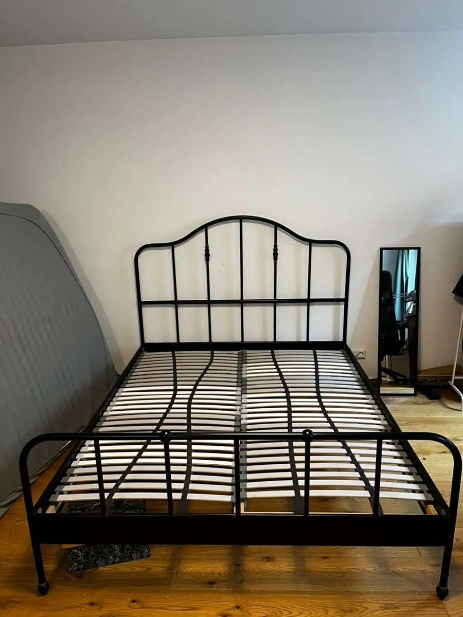Ikea Metallbett inkl. Lattenrost, € 60,- (5020 Salzburg)