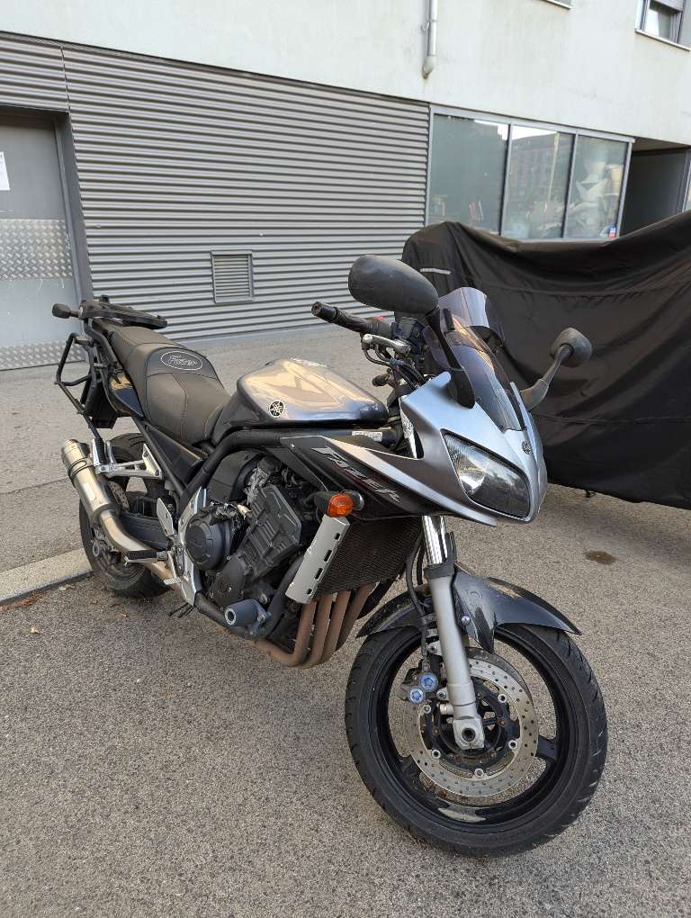 Yamaha FZS Yamaha FZS1000 RN06 Tourer