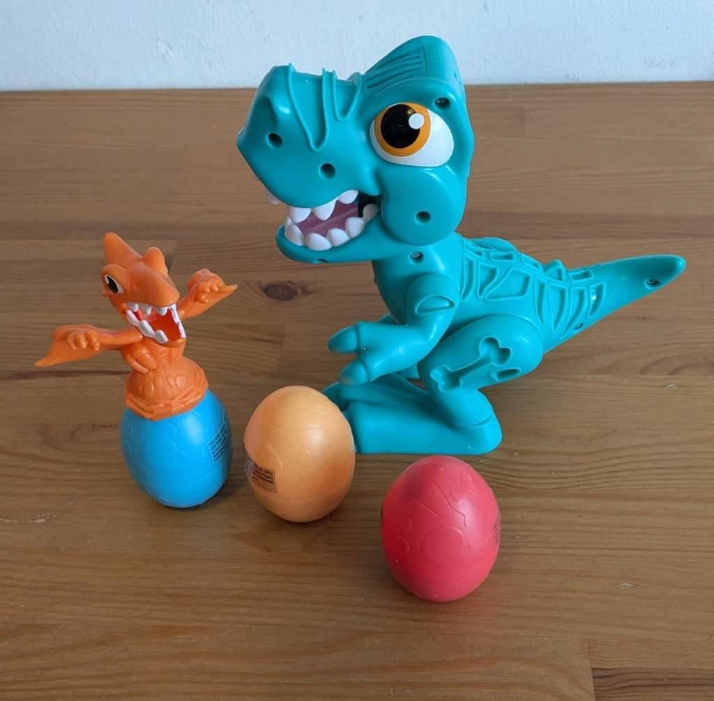 Play-Doh Dinos mit Eiern