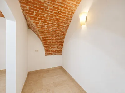 1-Zimmer-Gewerbeimmobilie mieten in Mödling – 35 m², € 650 – Bild 4 von 9