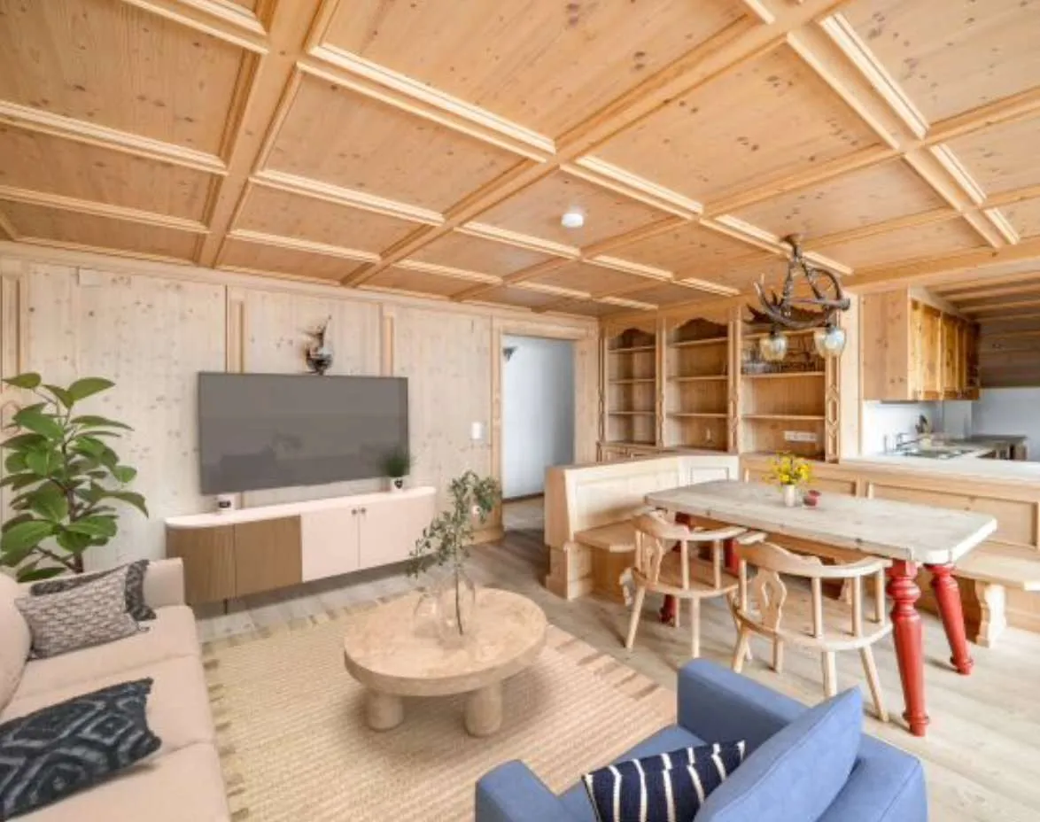 Wunderschöne Dachgeschoßwohnung im Zentrum von Kitzbühel mit Balkon und Garage! - Ansicht 2