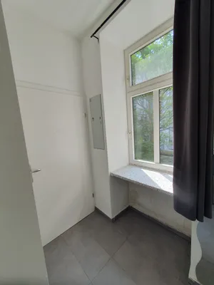 Privatvergabe 1210 Wien, Erstbezug, helle 1 Zimmerwohnung im ersten Stock mit guter Verkehrsanbindung