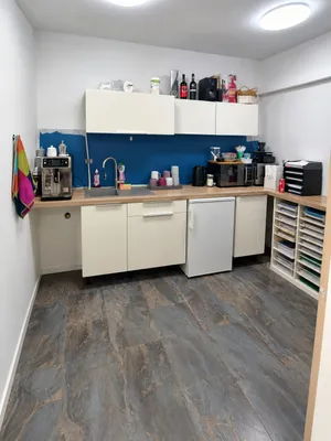 Gewerbeimmobilie mieten in Wien – 64 m², € 917 – Bild 8 von 11