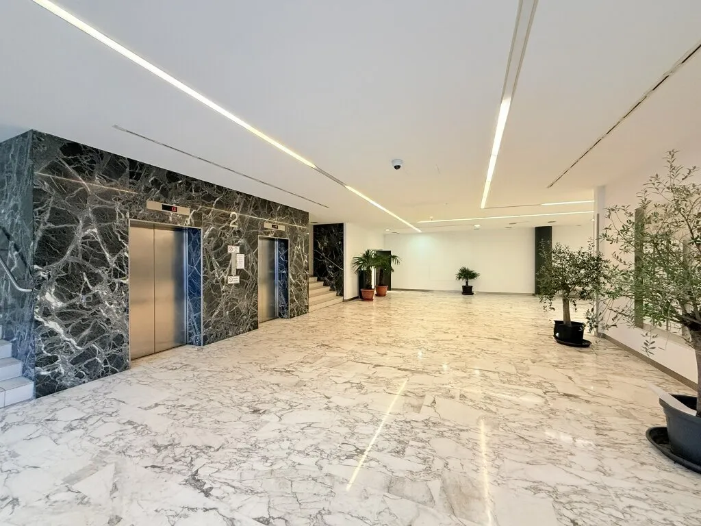 Storchengasse 1: Flexible ca. 700m² in bester Lage mit Top-Anbindung + Stellplätze + Zusatzflächen verfügbar! - Ansicht 2