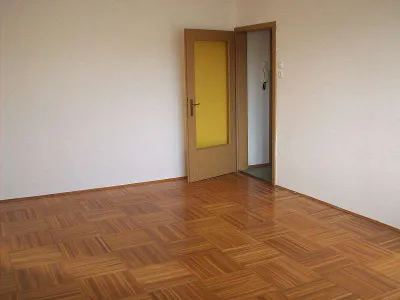 2-Zimmer-Wohnung mieten in Leoben – 49 m², € 530 – Bild 4 von 9