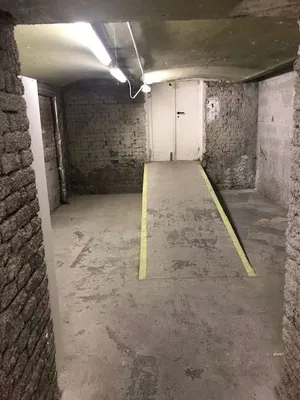 2-Zimmer-Gewerbeimmobilie mieten in Wien – 90 m², € 590 – Bild 2 von 3