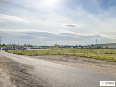 Immobilie kaufen in Bruck an der Leitha – 13 612 m², € 5.500.000 – Bild 7 von 9