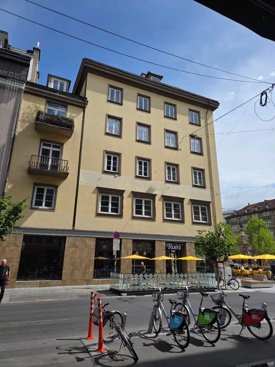 Büro am Bozner Platz, süd- westseitig, 2 getrennte Eingänge - Ansicht 3