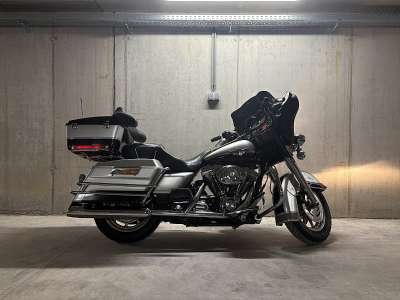 Harley-Davidson Electra Glide Classic FLHTC