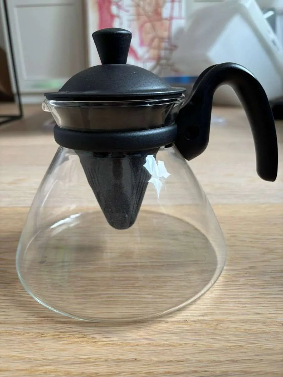 Teekanne Ikea, € 0,- (2352 Gumpoldskirchen)