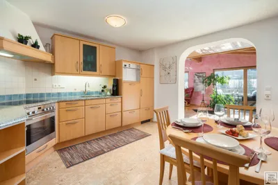 10-Zimmer-Gewerbeimmobilie kaufen in Kitzbühel – 221 m², € 1.690.000 – Bild 6 von 24
