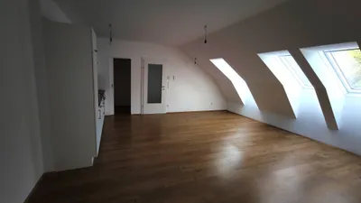 2-Zimmer-Wohnung mieten in Urfahr-Umgebung – 82 m², € 990 – Bild 2 von 10