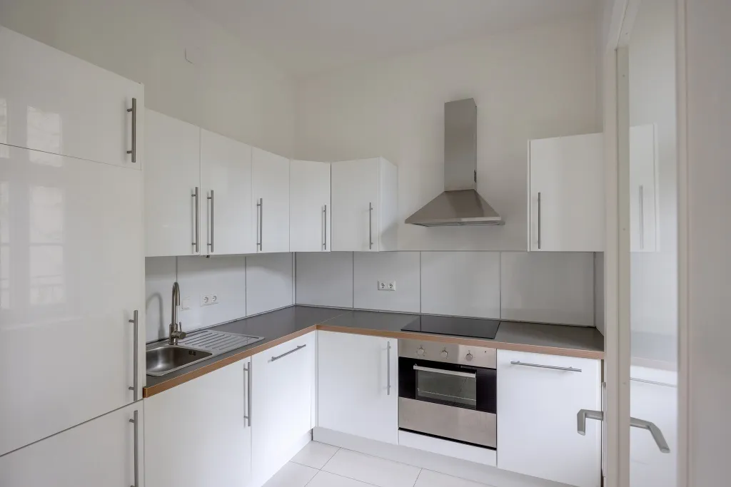 Schöne Altbauwohnung mit Loggia im 4. Wiener Bezirk - Ansicht 3