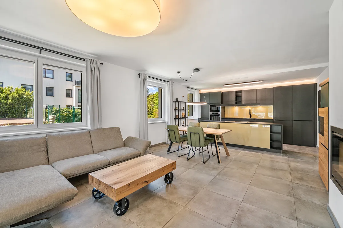 Resort-Feeling nahe Wien - hochwertige 3 Zimmer Wohnung mit Garten, Schwimmteich und mehr!