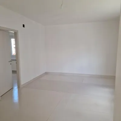 6-Zimmer-Gewerbeimmobilie mieten in Bruck-Mürzzuschlag – 109 m², € 1.077 – Bild 9 von 12