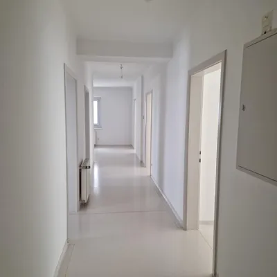6-Zimmer-Gewerbeimmobilie mieten in Bruck-Mürzzuschlag – 109 m², € 1.077 – Bild 5 von 12