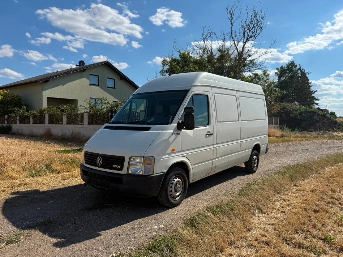 VW LT