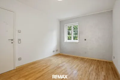 11-Zimmer-Haus kaufen in Linz Land – 243 m², € 640.000 – Bild 8 von 16