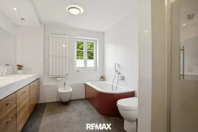 11-Zimmer-Haus kaufen in Linz Land – 243 m², € 640.000 – Bild 13 von 16