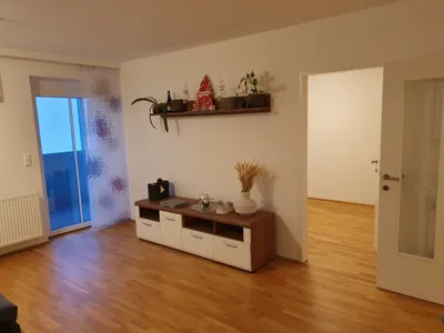 2-Zimmer-Wohnung mieten in Urfahr-Umgebung – 55 m², € 860 – Bild 2 von 13