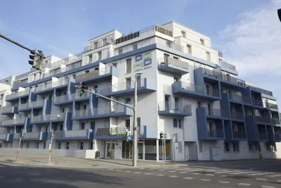 Vollmöbliertes Double Studio L mit All-In Miete in Nähe U2 Donaustadtbrücke