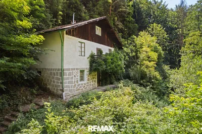 Haus kaufen in Linz – 1 712 m², € 225.000 – Bild 2 von 5