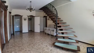 6-Zimmer-Haus mieten in Mödling – 390 m², € 2.500 – Bild 7 von 30