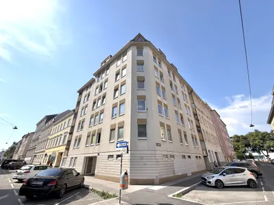 Helle 3-Zimmerwohnung mit Loggia und Garagenplatz