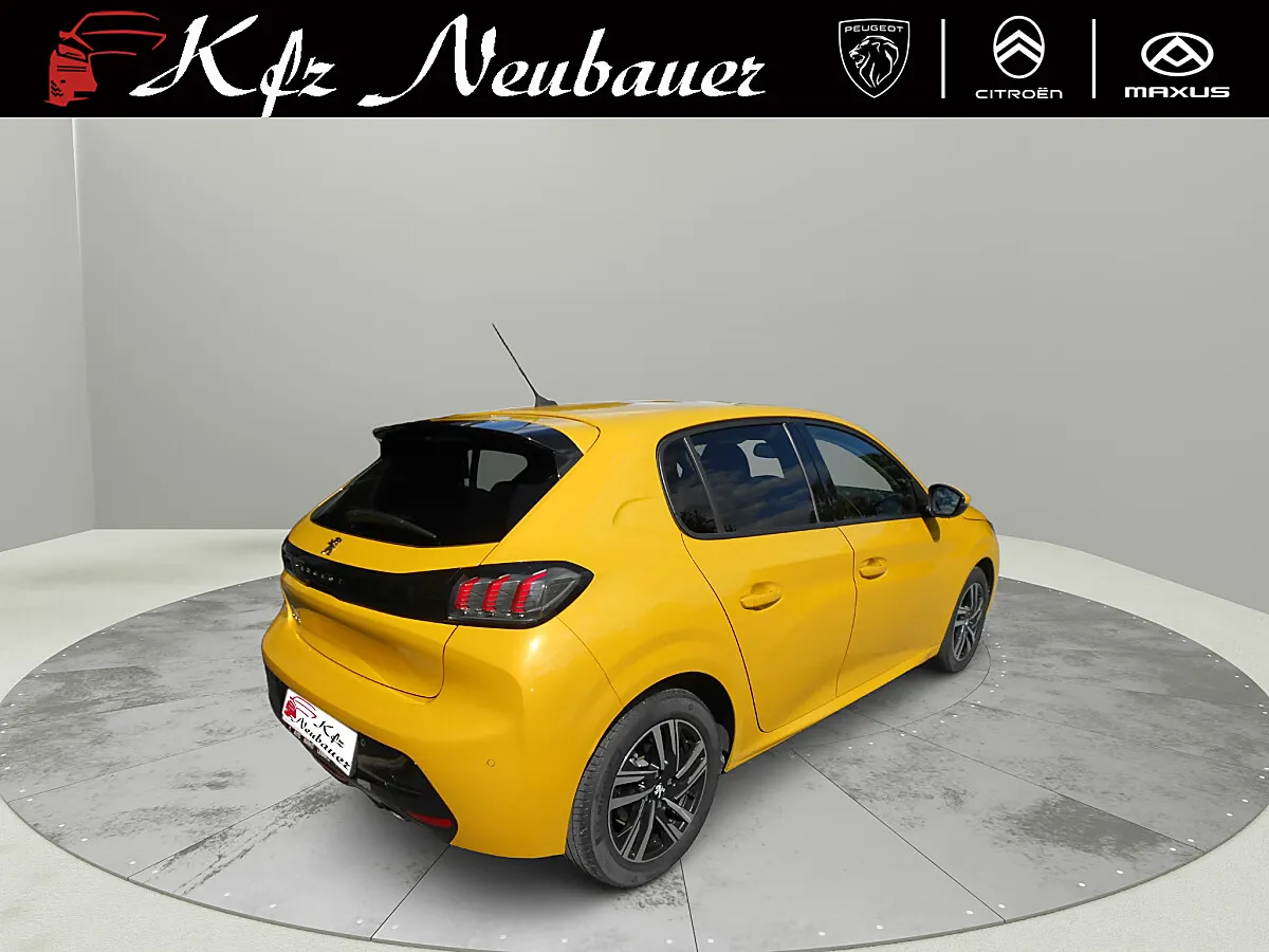 Peugeot 208 1.2 PureTech 100 Allure – Bild 4