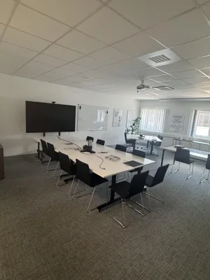 Gewerbeimmobilie mieten in Linz Land – 443 m², € 5.316 – Bild 4 von 9