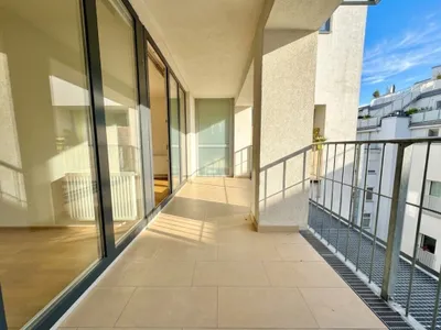 1 Monat Hauptmietzinsfrei* - Großzügige 2-Zimmer-Wohnung mit Loggia in ruhiger Innenhoflage - Nähe Hauptbahnhof & U1 Keplerplatz – Bild 2