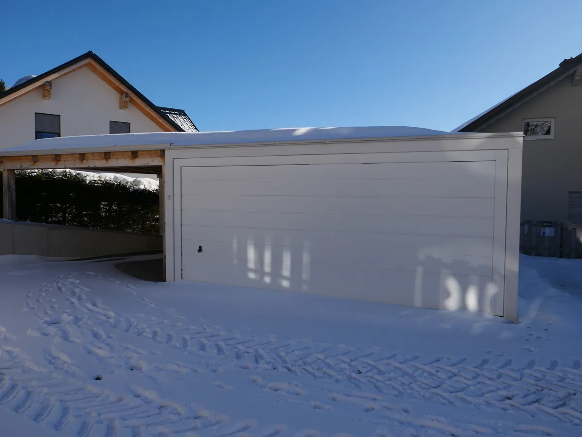 Doppelgarage mit Carport für Skibegeisterte mit E-Ladeanschluss in Tauplitz - Ansicht 3