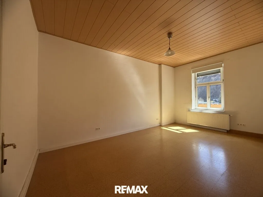 130 m ² große Traumwohnung mit Schlossbergblick – pohled 3