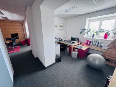 7-Zimmer-Gewerbeimmobilie mieten in Wien – 289 m², € 5.033 – Bild 2 von 20