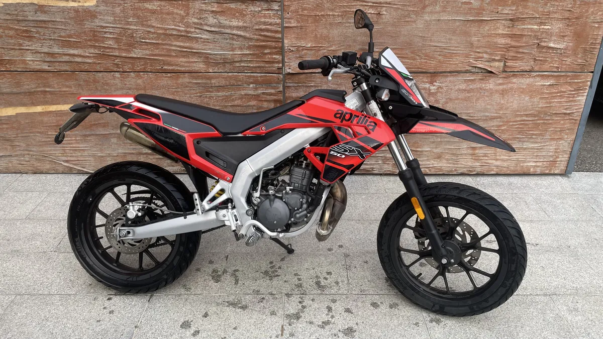 Aprilia SX