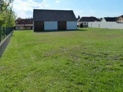 Grundstück kaufen in Mistelbach – 1 854 m², € 199.000 – Bild 1 von 15