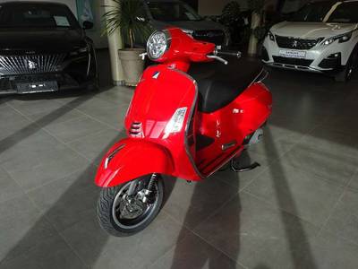 Vespa GTS 125 Super HPE E5€+ "Easy Start Aktion"