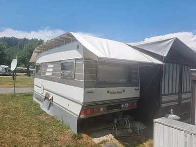 Wohnwagen Hymer Nova 521
