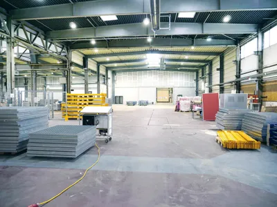 Gewerbeimmobilie mieten in Mödling – 2 515 m² – Bild 4 von 11
