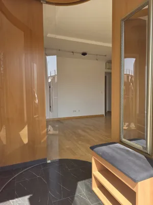 4 Zimmer - 2 Terrassen - Dachgeschosswohnung von Stararchitekt – Bild 2