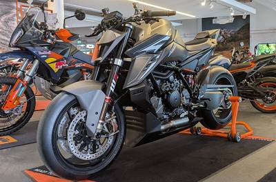 KTM Super Duke 1390 SUPER DUKE RR TRACK BEAST 3.0 A...