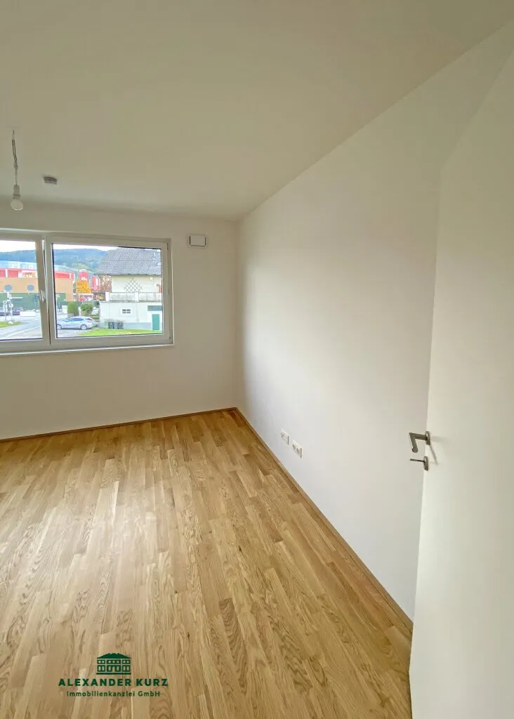 Moderne 3,5 Zimmer Wohnung mit Ausblick und großem Balkon - Ansicht 3
