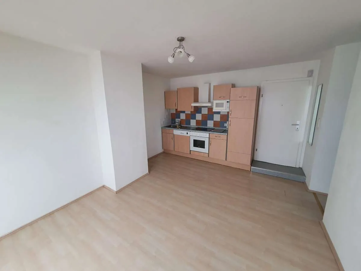Günstige 2- Zimmerwohnung - Ansicht 2
