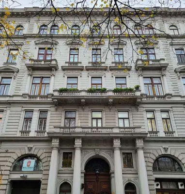 Gewerbeimmobilie mieten in Wien – 129 m² – Bild 1 von 12