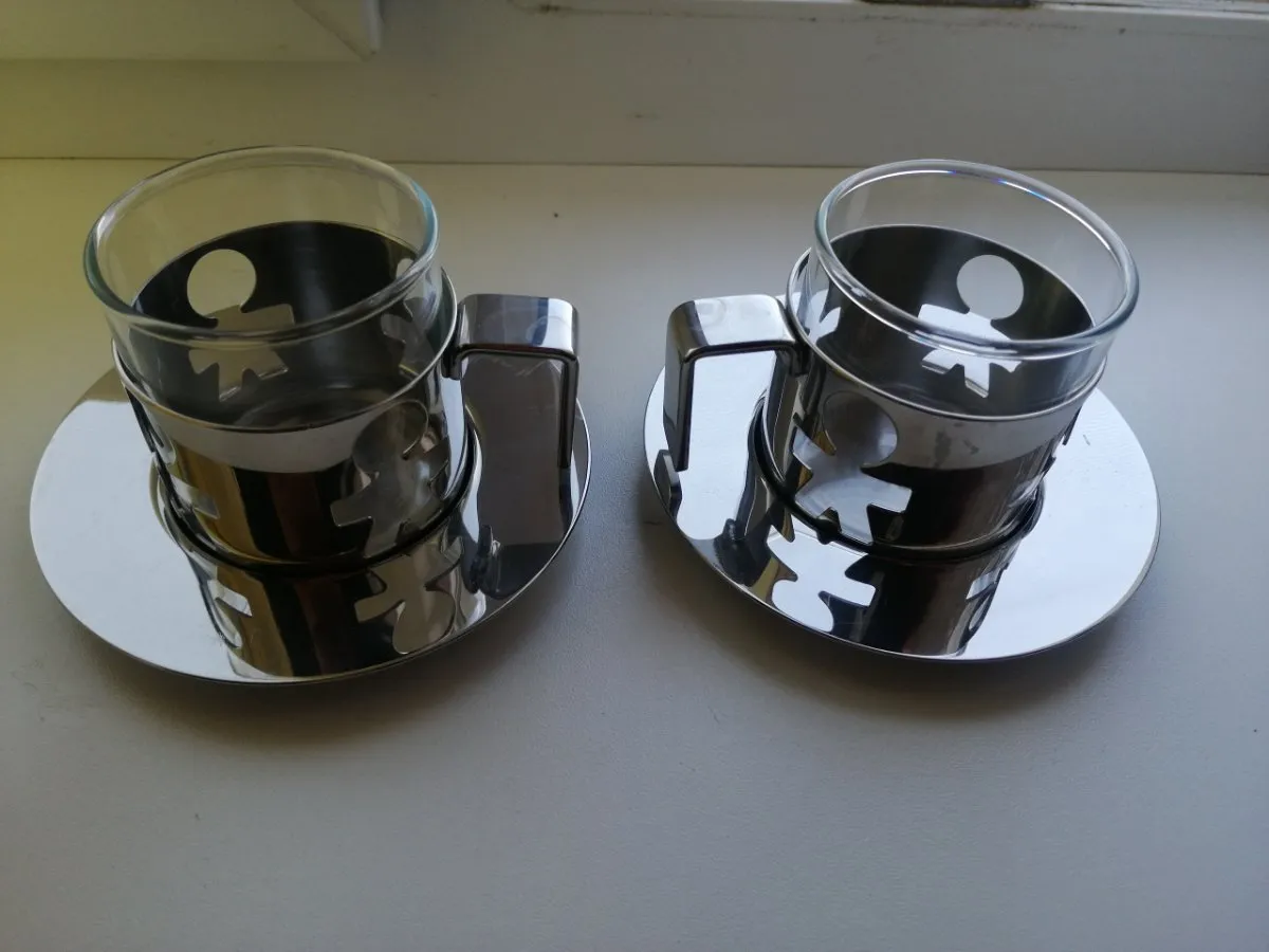 Espressotassen Alessi, € 35,- (4020 Linz)