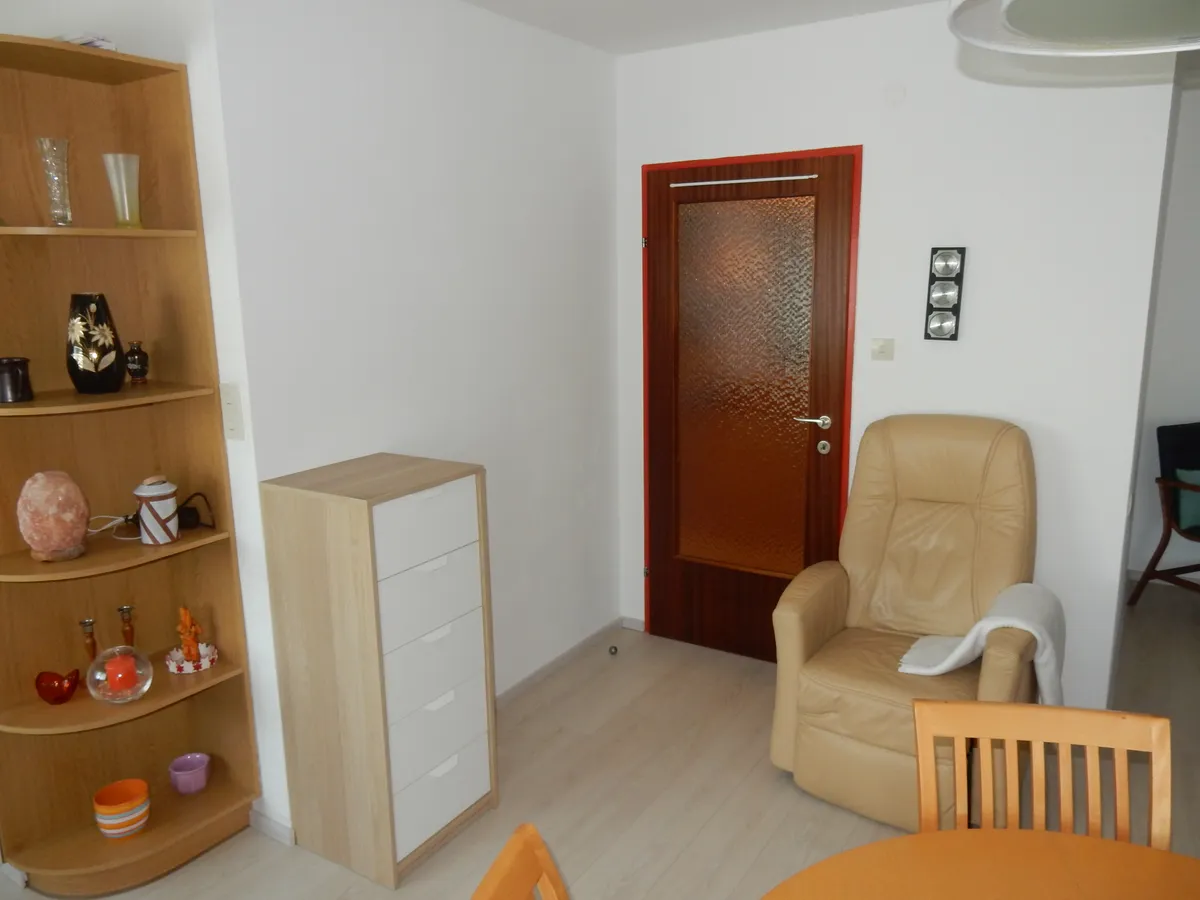 Teilmöblierte Wohnung mit gartenseitiger Terrasse, Nähe Augarten - Ansicht 2