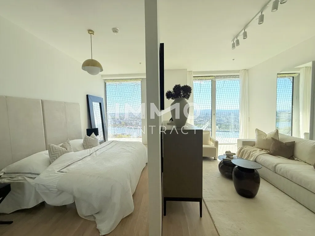 40. Etage Urban Sky Studio im DC2 Tower - mit Südblick über die Wiener Innenstadt, Wien