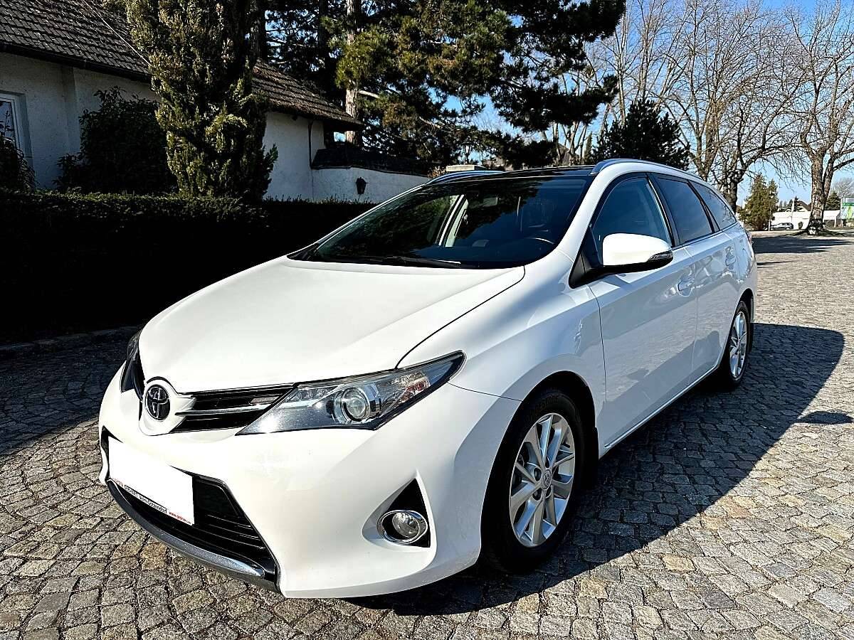 Toyota Auris TS 1,4 D-4D "Active" 1.Besitz 189.Tkm "12...